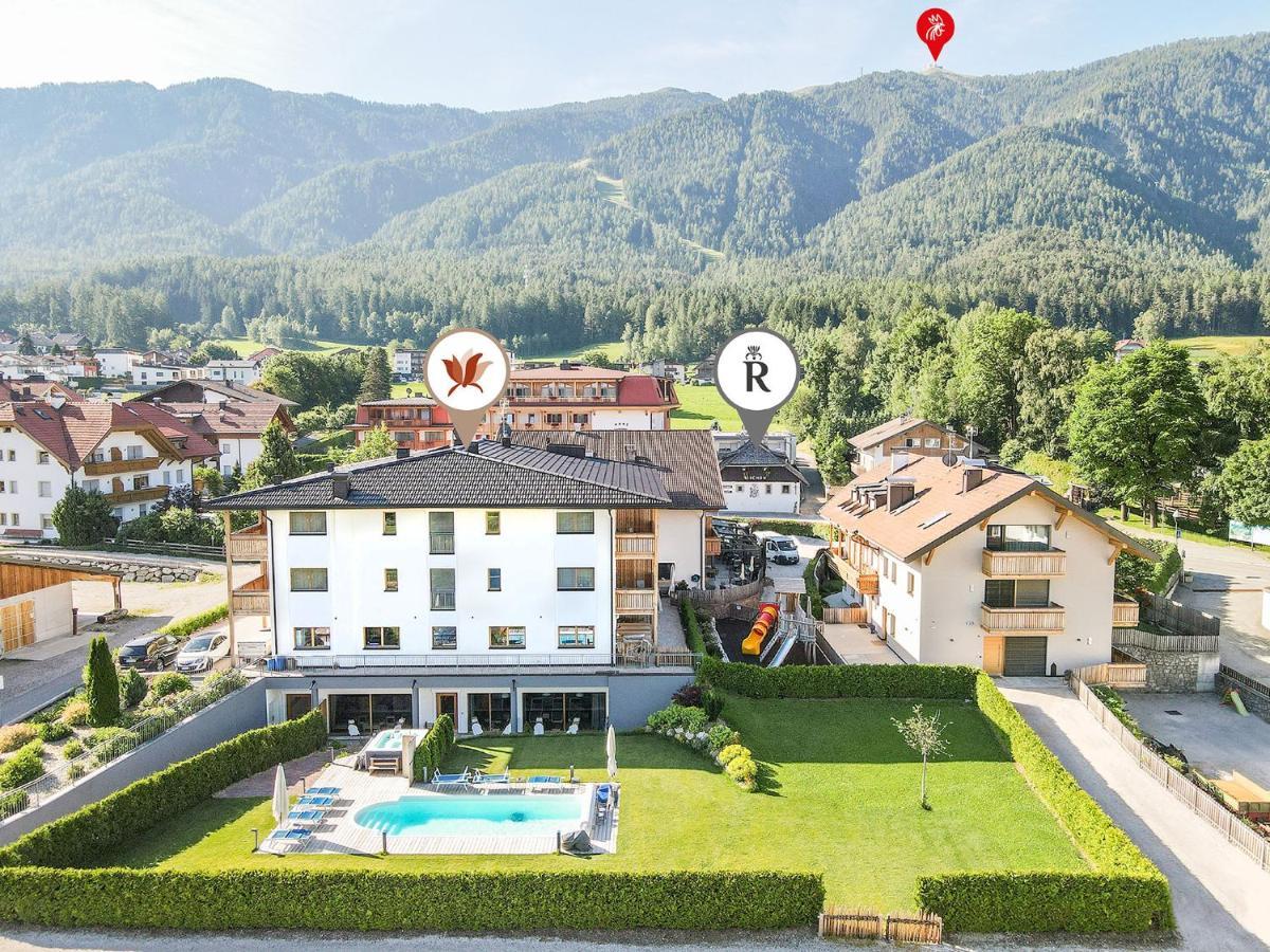 Hotel B&B Feldmessner Brunico Exterior photo